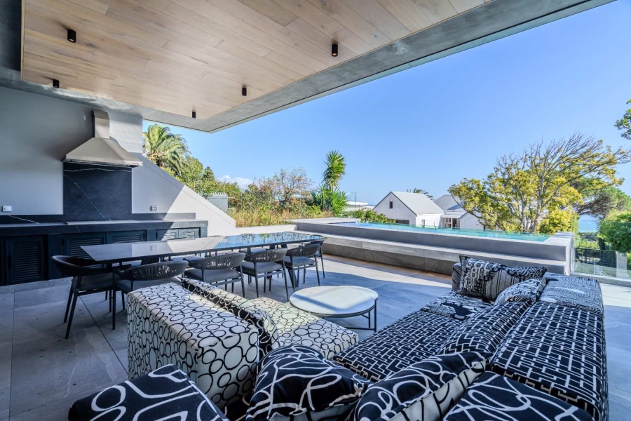 6 Bedroom Property for Sale in Camps Bay Western Cape